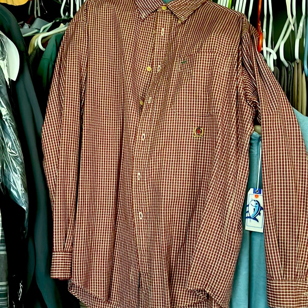 Tommy Hilfiger,  Plaid Button up shirt. Excellent condition! Size L.